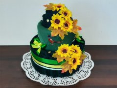 Dvoupatrový myslivecký dort z ručníků a osušky Standa tmavě zelený