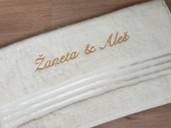Komfortní osuška SE JMÉNEM 70x140 Linie vanilka
