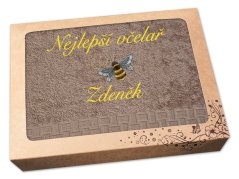Luxusní dárkové balení osušky SE JMÉNEM NA PŘÁNÍ Nejlepší včelař tmavě béžová