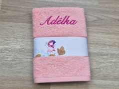 Ručník se jménem NA PŘÁNÍ 50x100 Víly pastelová růžová