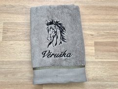 Osuška se jménem NA PŘÁNÍ 450g Kůň Apollo šedá