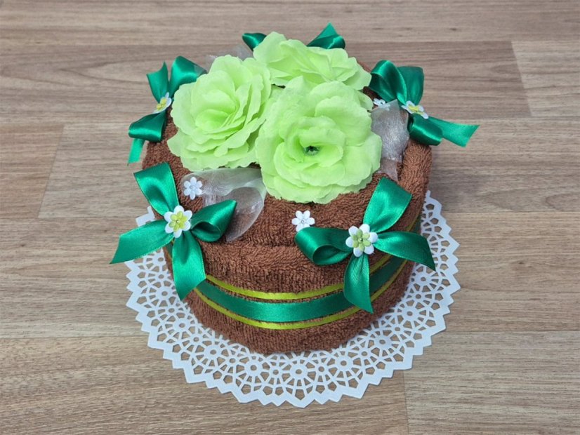 Malý dort z ručníku SAM hnědý