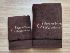 Dárková sada ručník + osuška pro rybáře Ryby mě berou... hnědá