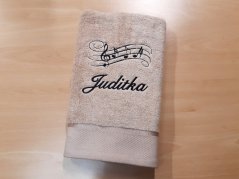 Osuška se jménem NA PŘÁNÍ 450g Noty béžová