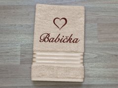 Ručník BABIČKA se srdíčkem 50x100 linie světle béžová