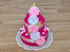 Dvoupatrový dort z ručníků a osušky Sandra purpur