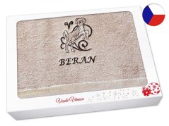 Vánoční dárkové balení ručníku Znamení Beran béžová/hnědá