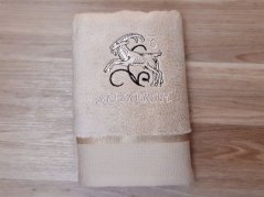 Luxusní osuška se znamením KOZOROH 450g béžová