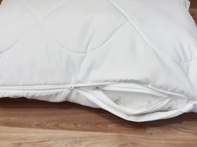 Polštář ALASKA 70x90 STANDARD 900g zip