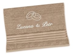 Dárková svatební osuška se jmény a prstýnky tmavě béžová