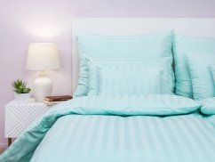 Damaškové povlečení Atlas grádl proužek 2,5 cm 70x90, 140x200 zelený