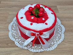 Textilní dort z ručníků Saša jahoda malinová