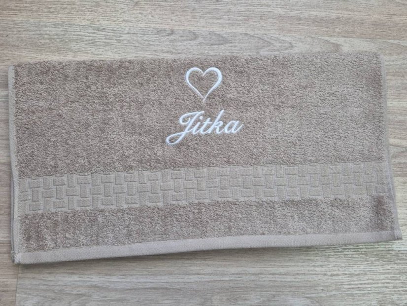 Dárková sada ručník + osuška se jménem ratanika tmavě béžová Srdce