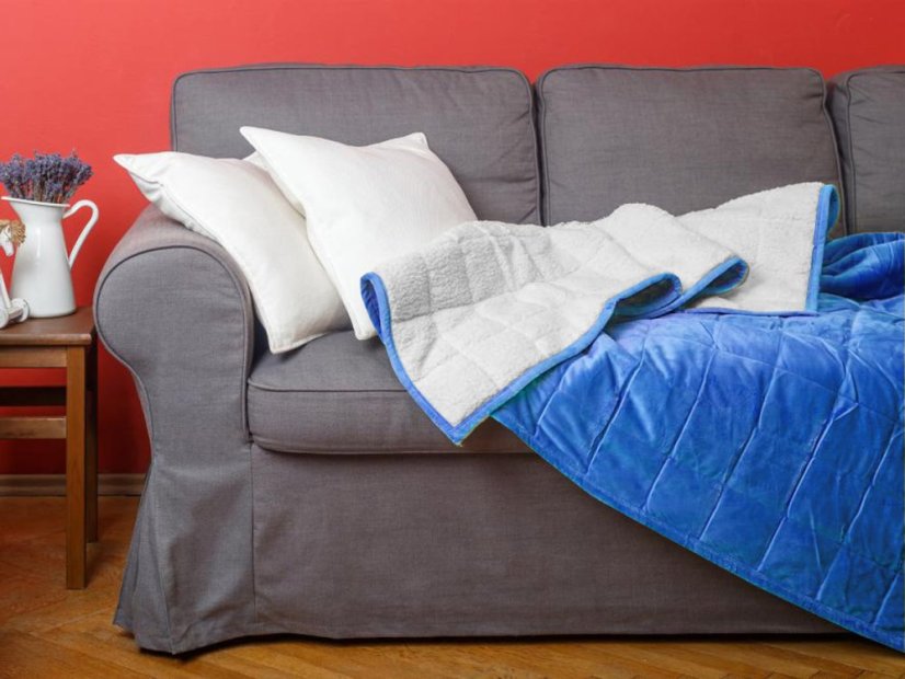 Prošívaná deka Ovečka 590g modrá/bílá 150x200